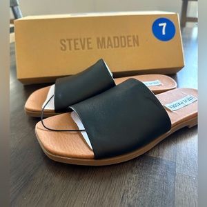 Steve Madden Karrmaa Black Leather Slides